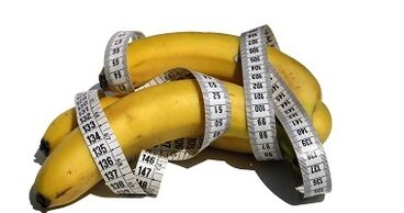 Banana and inch as imitation of penis increases
